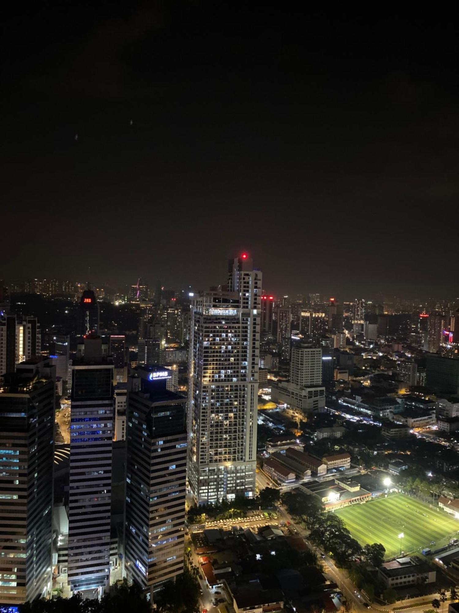 Platinum Klcc & Bukit Bintang Apartment Kuala Lumpur Bagian luar foto